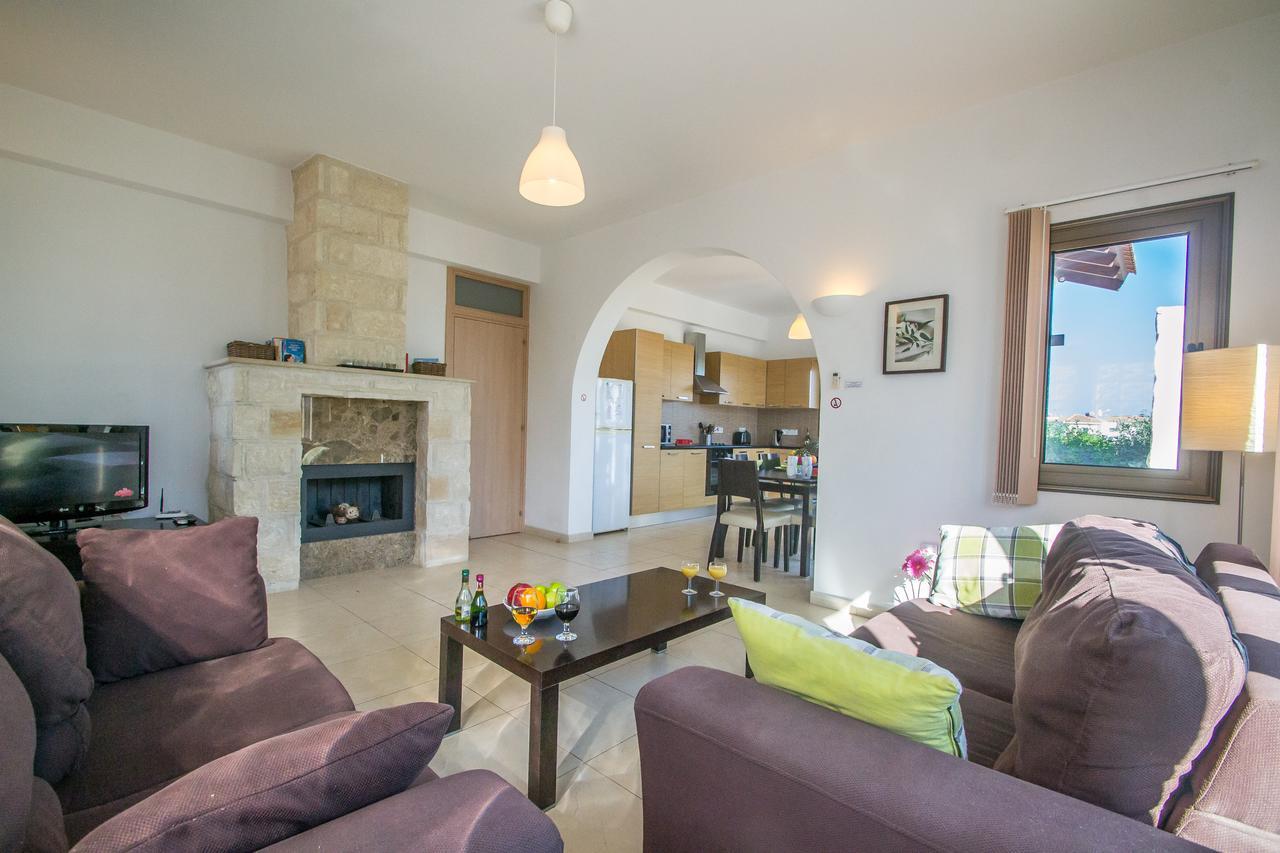 Rada'S Vacation Home أيا نابا المظهر الخارجي الصورة