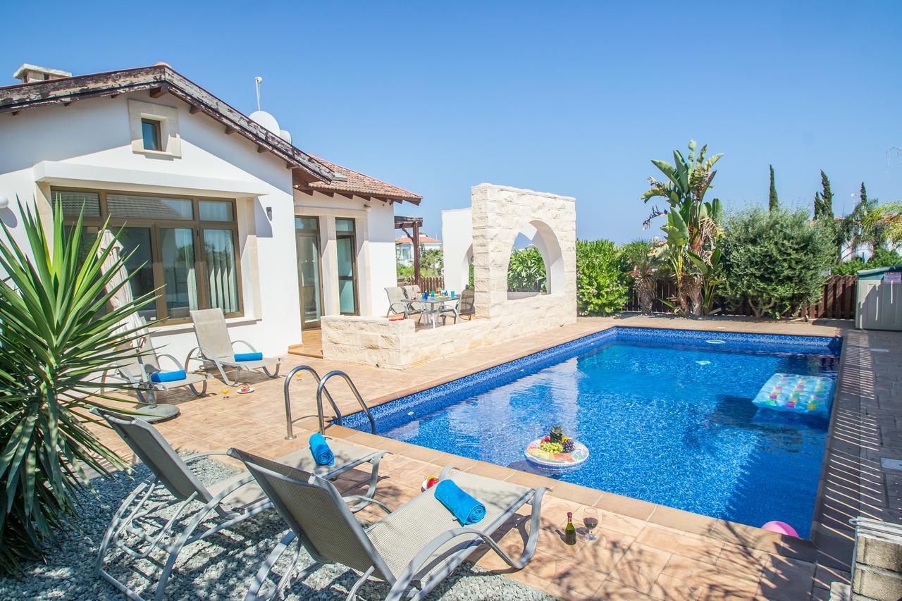 Rada'S Vacation Home أيا نابا المظهر الخارجي الصورة