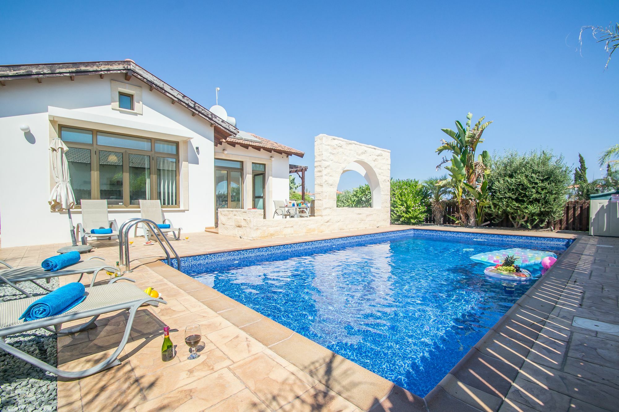 Rada'S Vacation Home أيا نابا المظهر الخارجي الصورة